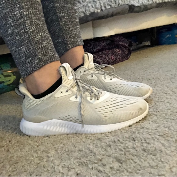 alphabounce cream white